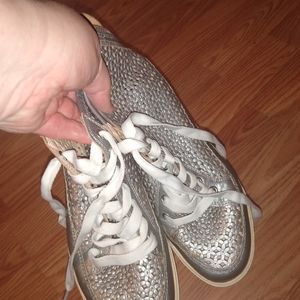 Nine west high top zip back sneakers